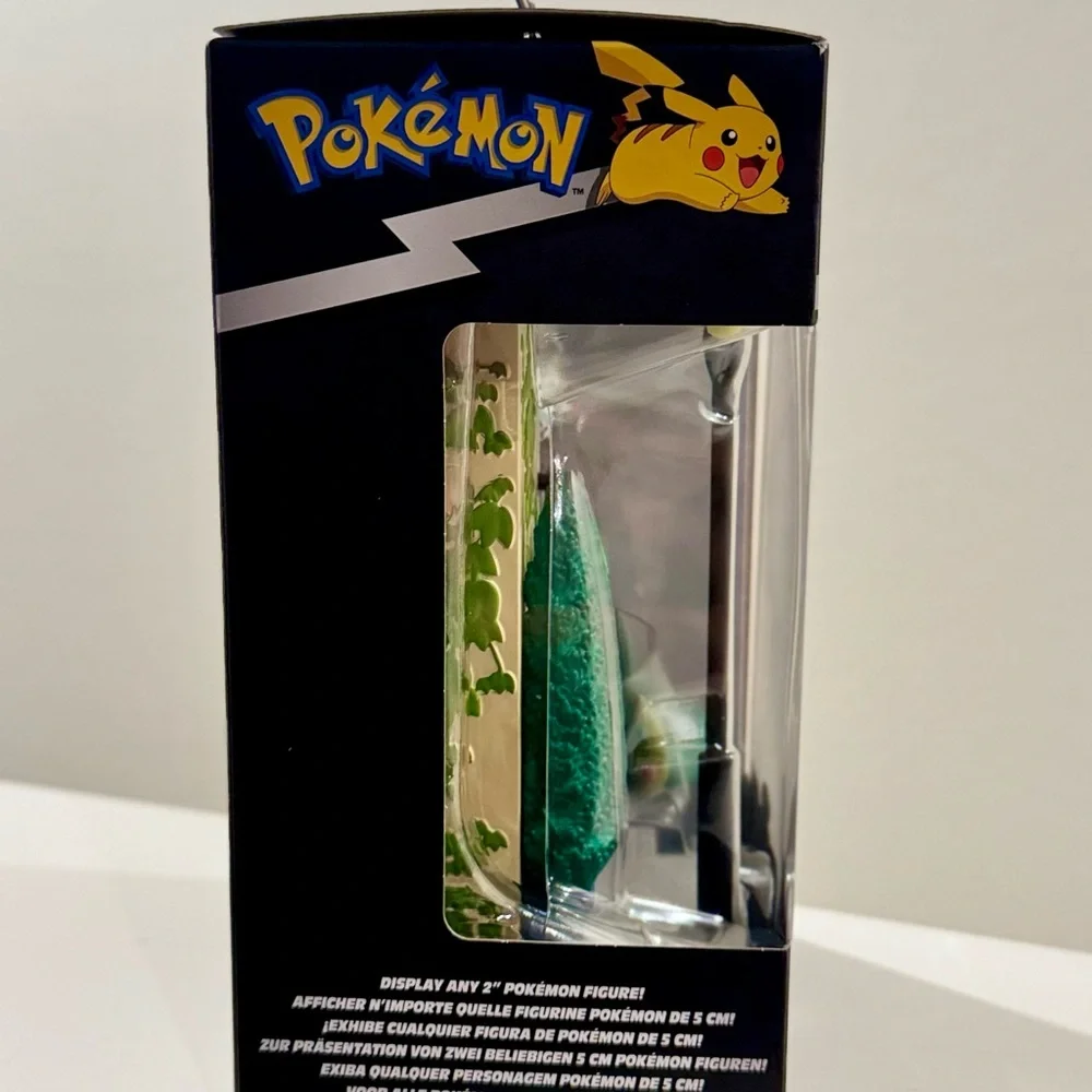 POKÉMON Urban Environment-Multi-Tiered Display Set Battle Figures. NEW